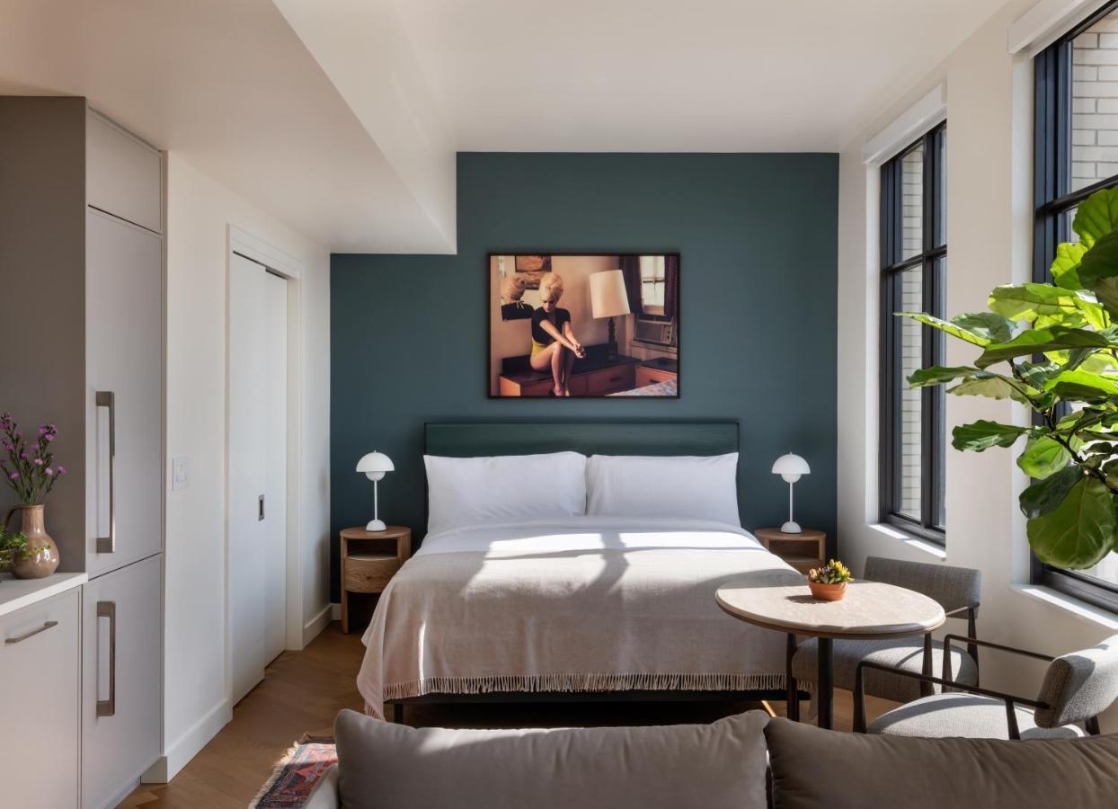 Roost Aparthotel 4*